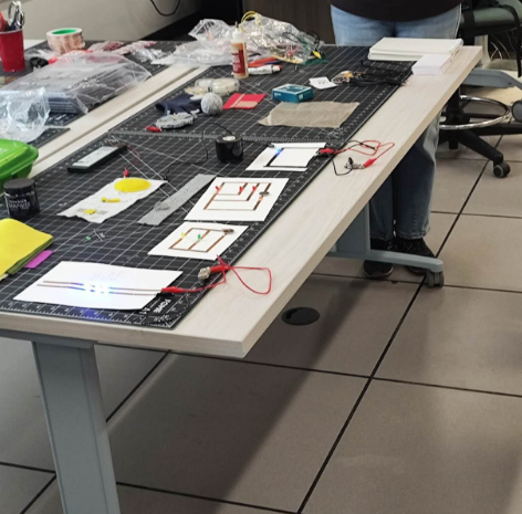 This is an example about series and parallel circuits.