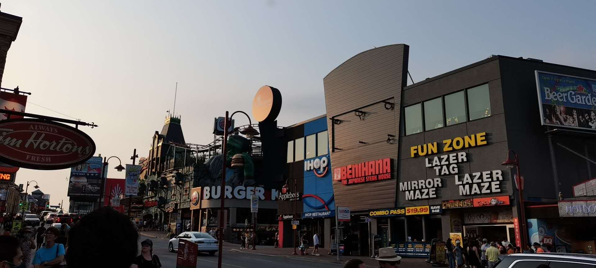 This is the picture I chose about the scenery of Canada. I selected the pictures corresponding to the regions I chose and put them into the cartogram Mapbox later.