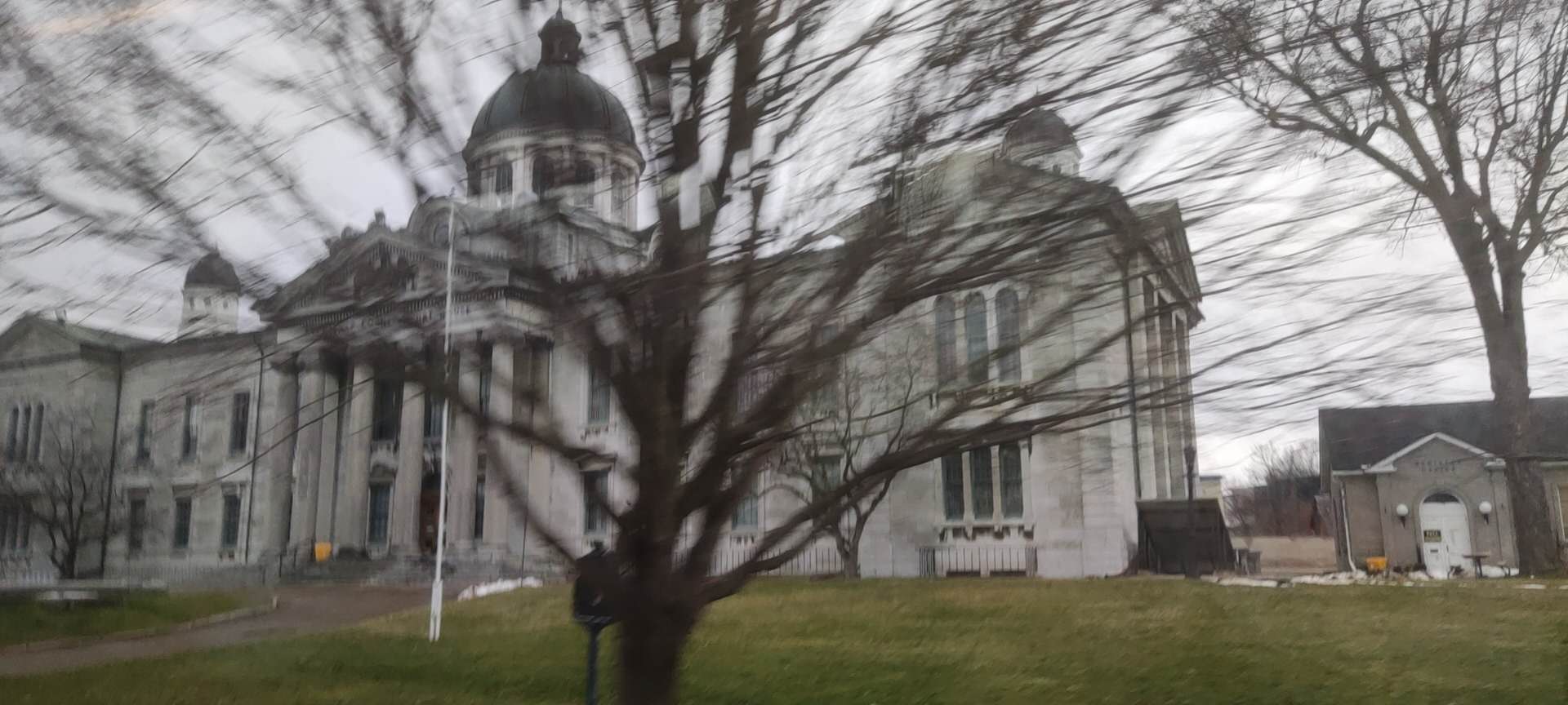 This is the picture I chose about the scenery of Canada. I selected the pictures corresponding to the regions I chose and put them into the cartogram Mapbox later.