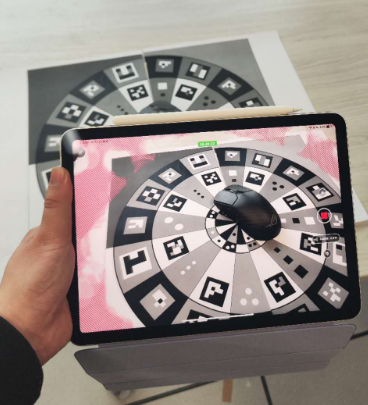 This is the scene when I was taking photos and scanning.